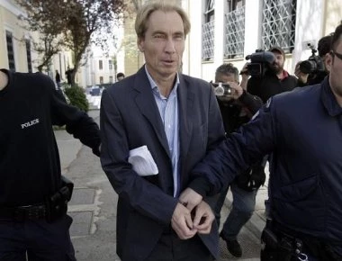 Απόδραση Ζαν Κλοντ Όσβαλντ: Δεν έχει περάσει τα σύνορα - Η ΕΛ.ΑΣ αναζητεί το διαμέρισμα που τον «φιλοξενούν»